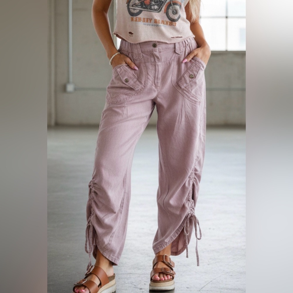 NWT Bluevelvet Cargo Pocket Tencel Side Ruched Mauve Cropped Pants - Picture 3 of 10